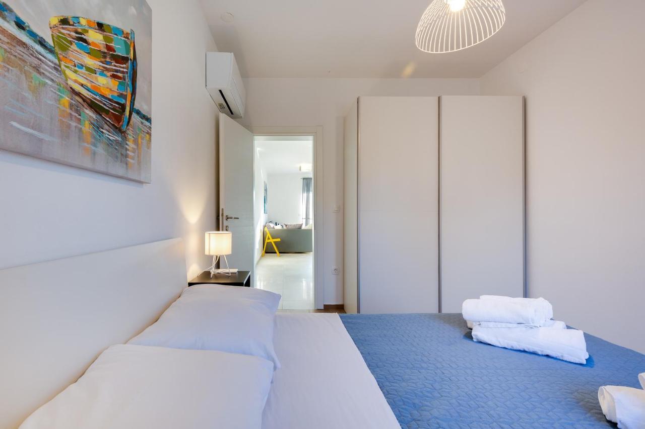 Apartments Evita ビビニェ エクステリア 写真