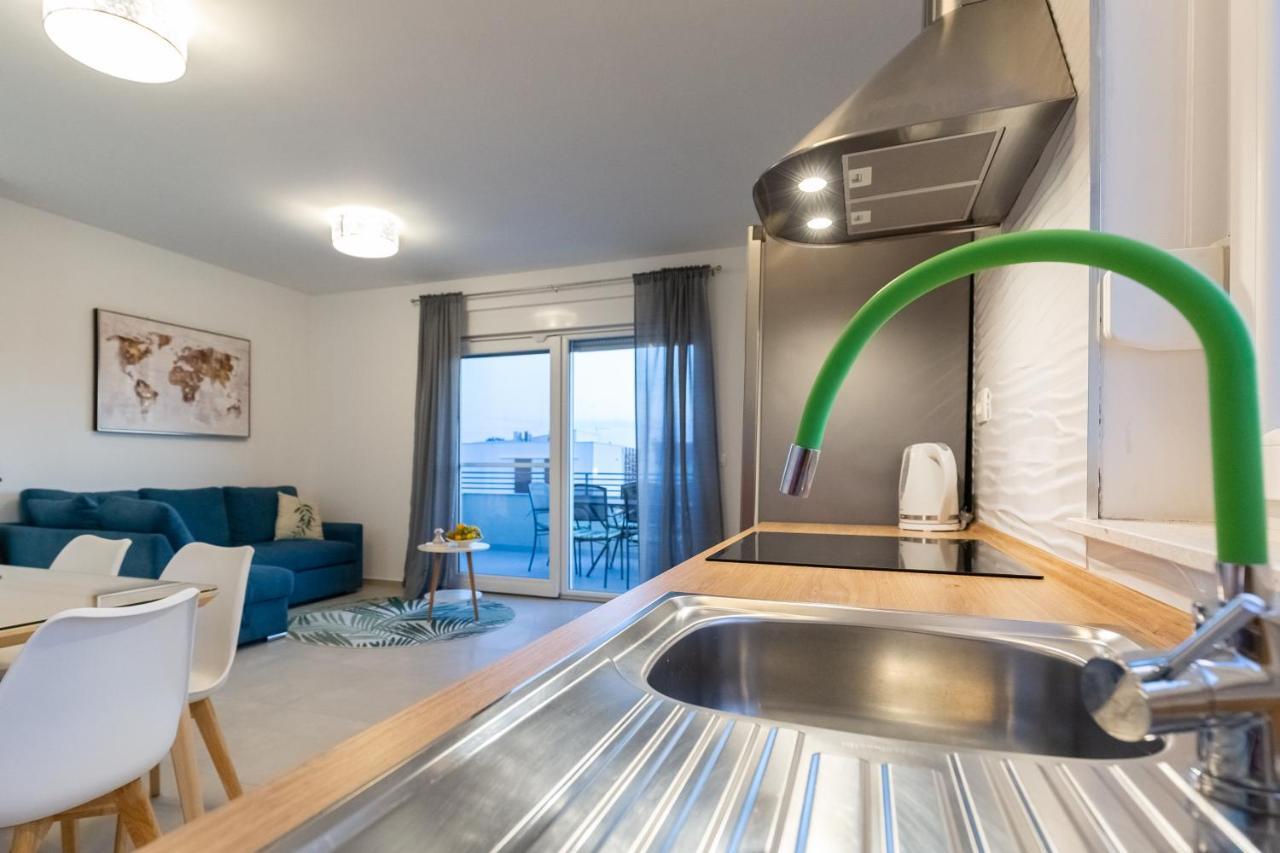 Apartments Evita ビビニェ エクステリア 写真